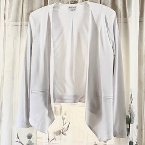 BISOU BISOU White Blazer
